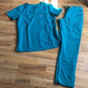 Gently Used Figs Limited Teal Scrubs Set